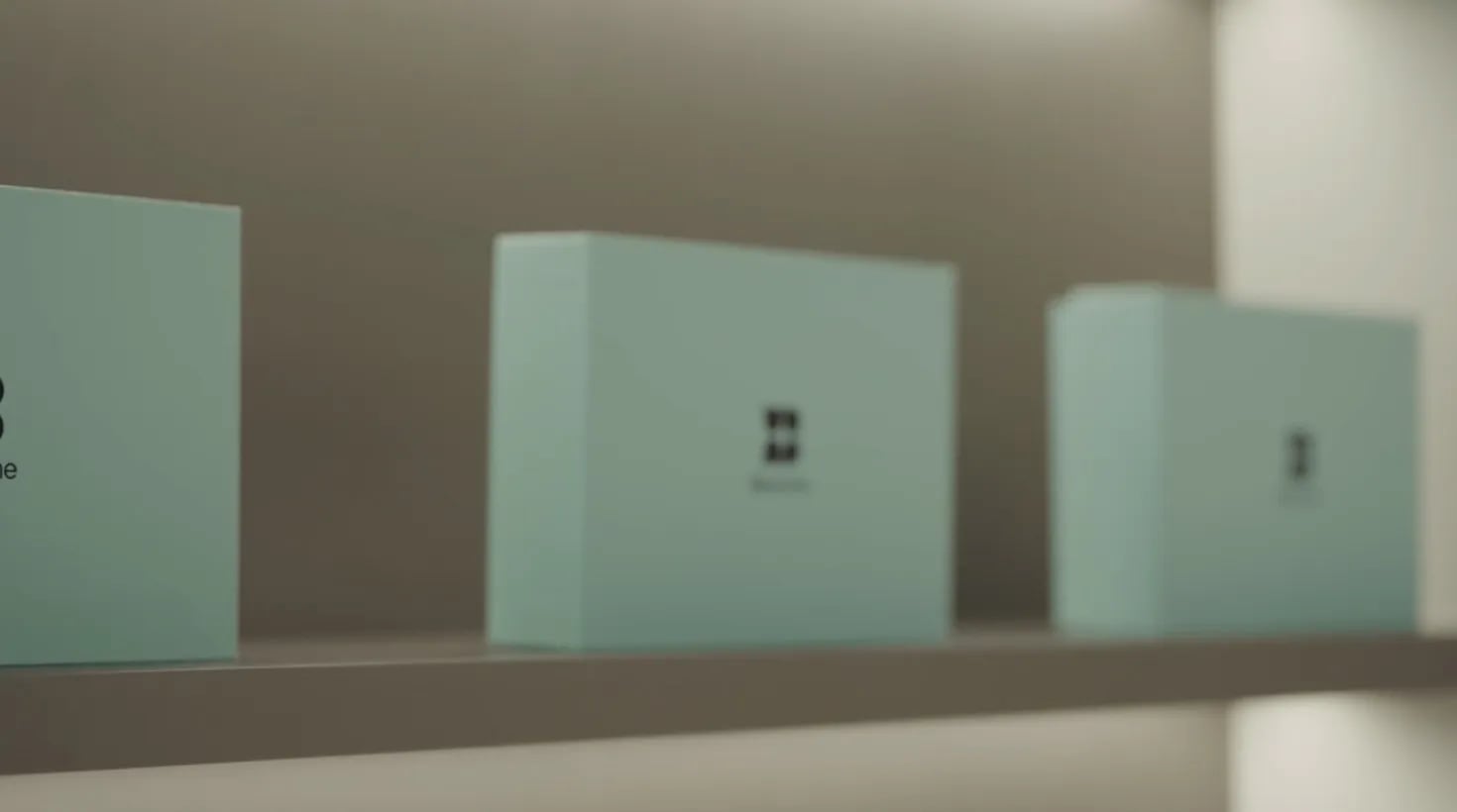 Blanche Veneers Hero Background